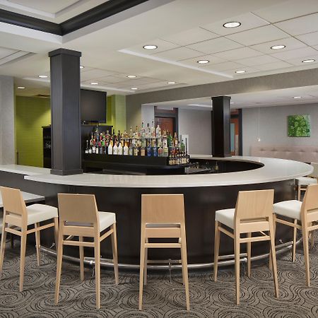 Holiday Inn Grand Rapids-Airport By Ihg Ngoại thất bức ảnh