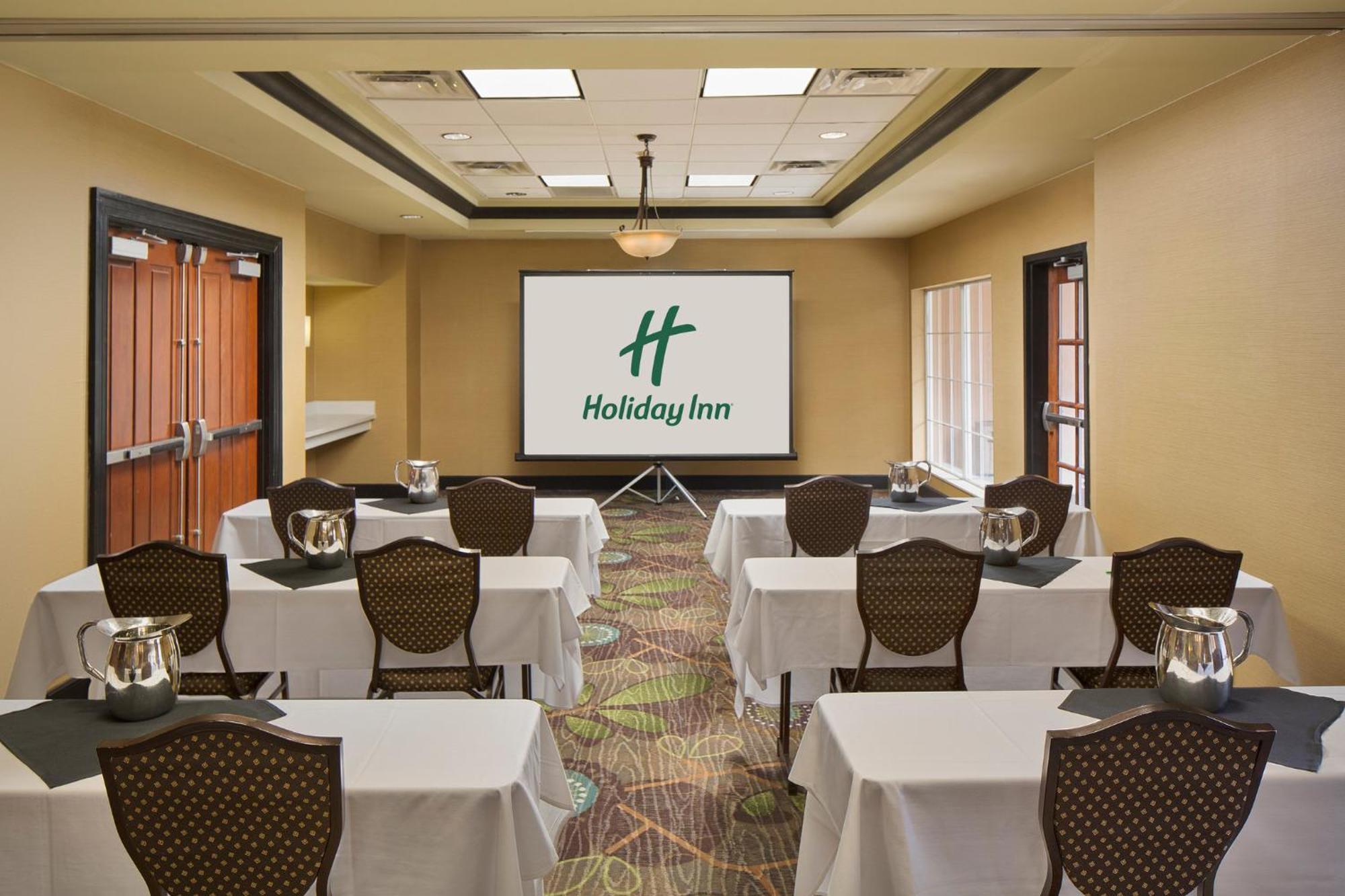 Holiday Inn Grand Rapids-Airport By Ihg Ngoại thất bức ảnh